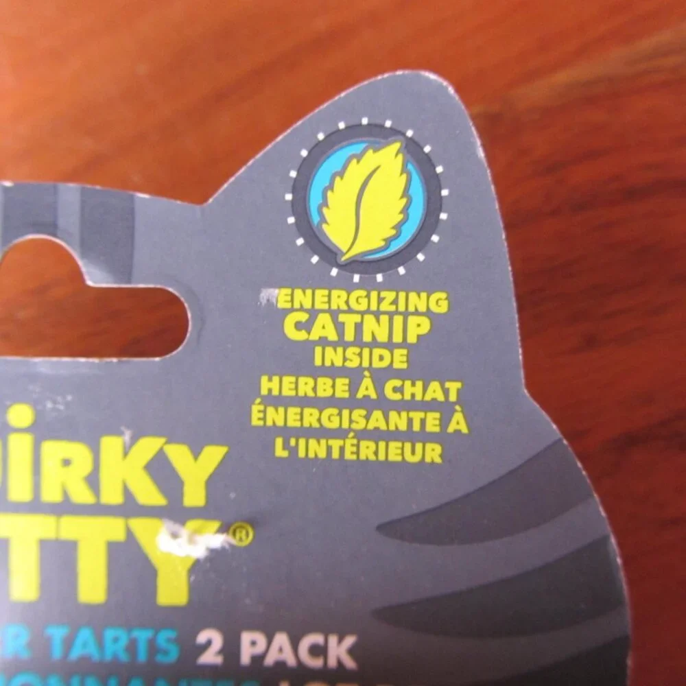 3 for $24 - quirky kitty catnip toys flingin' purr tarts 2 pack NWT (W6345)